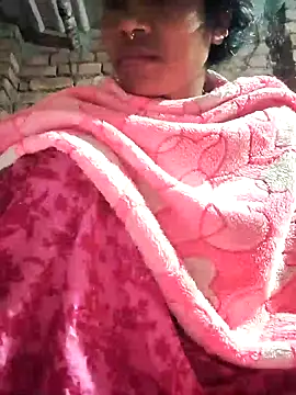Hotty-dola online show from January 2, 4:09 am