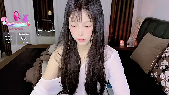 -Wendy   online show from July 24, 6:00 am