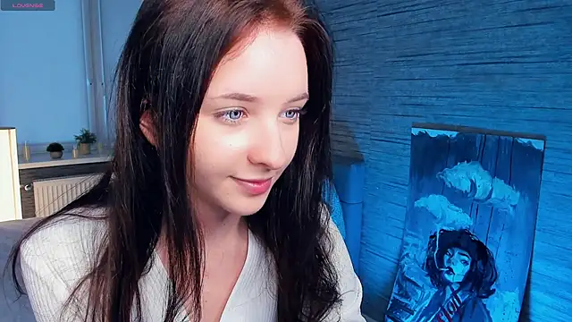 MerylHedley online show from December 22, 10:28 am