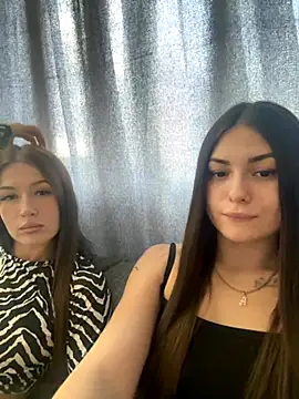 Snapshot of ShySonya chatting on November 2, 11:23 am ShySonya online show from November 2, 11:23 am