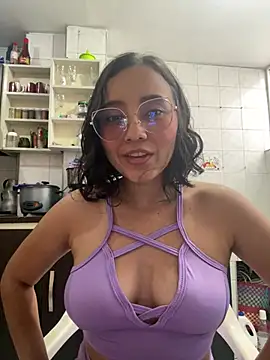 Snapshot of Kay_LustyWife chatting on January 16, 2:19 pm Kay LustyWife online show from January 16, 2:19 pm