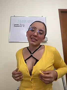 Snapshot of Kay_LustyWife chatting on March 6, 10:15 pm Kay LustyWife online show from March 6, 10:15 pm