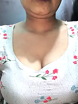 NEETU-89 online show from November 26, 3:40 am