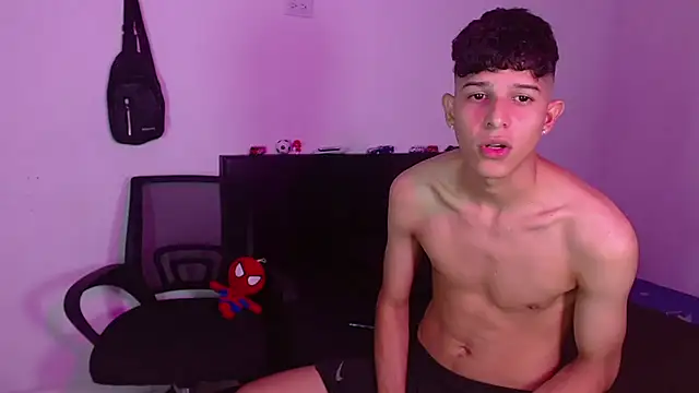 LiamGadiell online show from February 23, 11:33 am