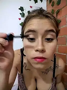 Snapshot of Alexandra_65 chatting on February 2, 12:40 am Alexandra 65 online show from February 2, 12:40 am