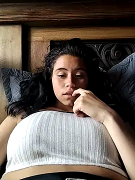 Snapshot of Alexandra_65 chatting on October 28, 3:47 pm Alexandra 65 online show from October 28, 3:47 pm