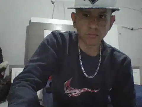 oiram27 online show from March 9, 5:55 am