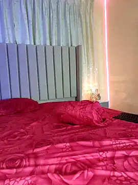 Aliison Smith online show from February 6, 5:57 am