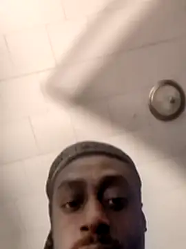 Zaddywood60 online show from April 26, 7:50 am