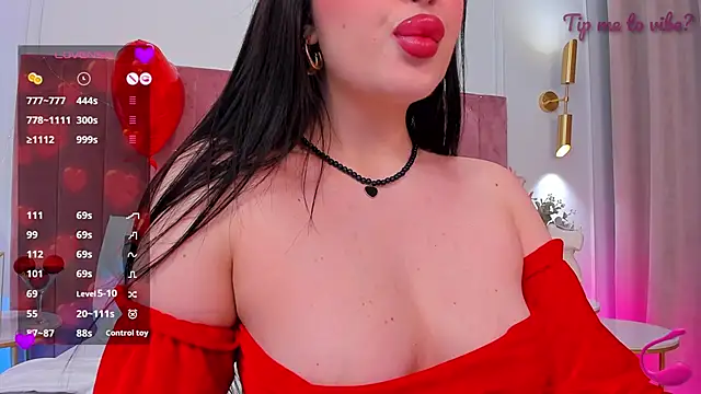 Snapshot of Mayzzie chatting on February 14, 4:15 pm Mayzzie online show from February 14, 4:15 pm