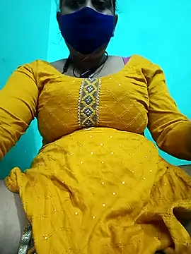 hotty manisha online show from October 9, 10:35 am