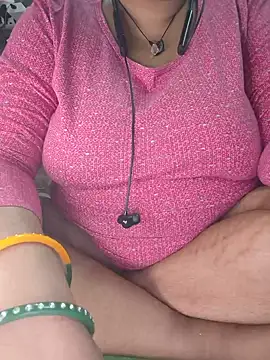 Snapshot of hotty_manisha chatting on July 28, 7:04 pm hotty manisha online show from July 28, 7:04 pm