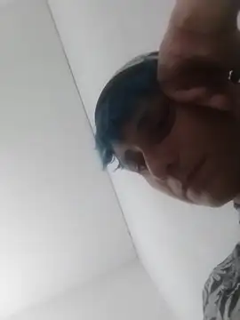 Snapshot of Luci_foxx chatting on October 1, 1:33 am Luci foxx online show from October 1, 1:33 am