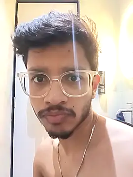 skinnyyyyyyyyy online show from November 10, 4:11 am