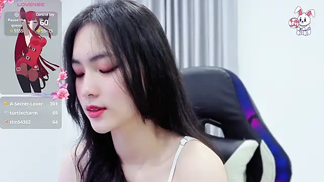 CelestiaWang online show from December 28, 4:30 pm