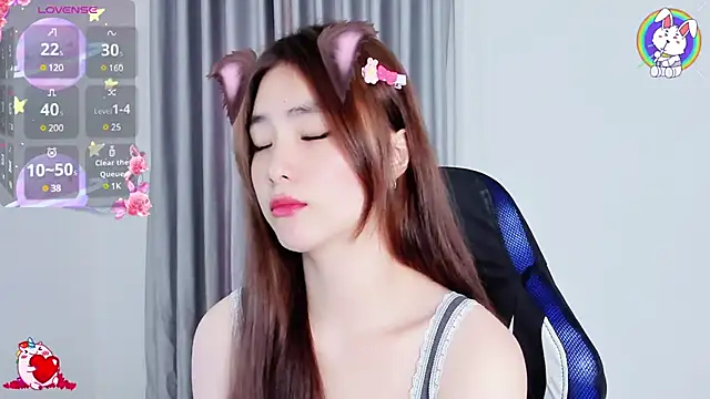 CelestiaWang online show from February 25, 8:14 am