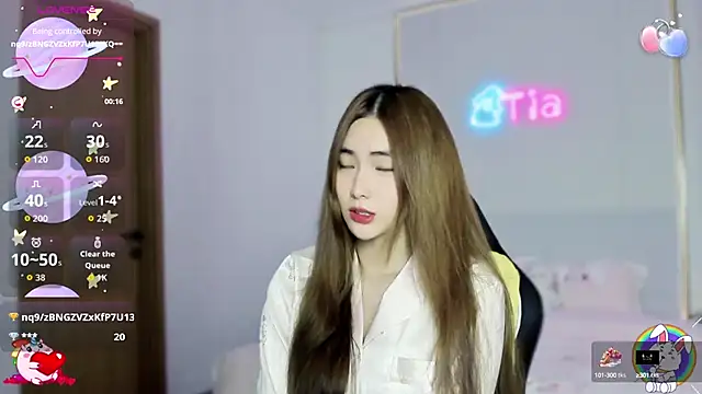 CelestiaWang online show from September 24, 1:47 pm