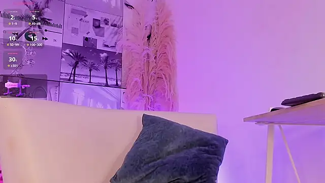 MiaCavallii  online show from October 11, 3:06 am