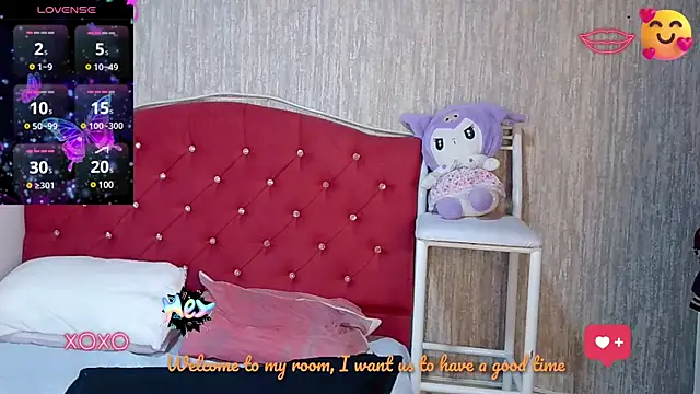 Snapshot of georgia_oli chatting on March 23, 2:15 am georgia oli online show from March 23, 2:15 am