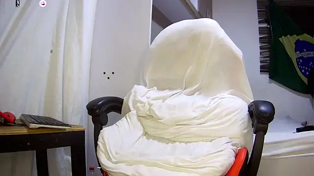 bruce bigg online show from January 6, 7:01 am