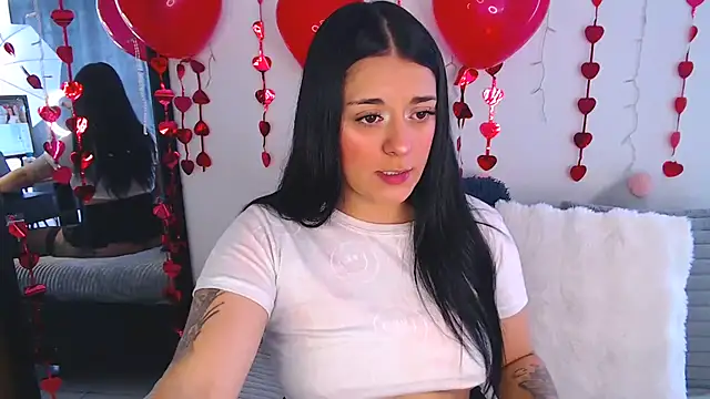 Snapshot of Samanta_james19 chatting on February 21, 4:30 pm Samanta james19 online show from February 21, 4:30 pm