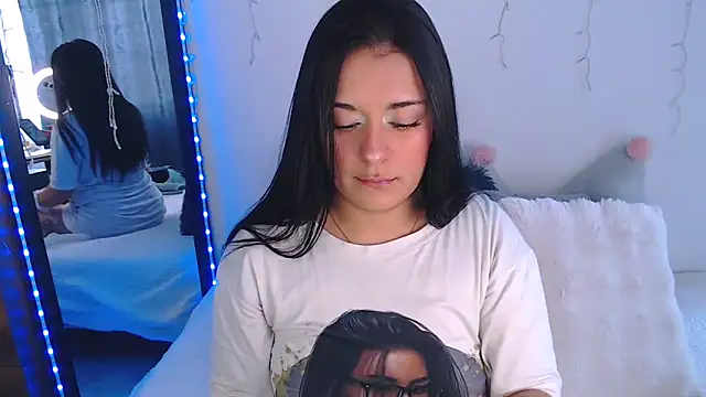 Samanta james19 online show from April 2, 5:54 pm