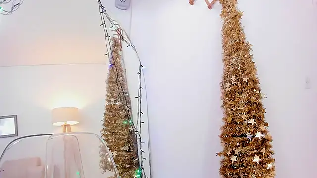 naomiii   online show from December 24, 6:17 pm