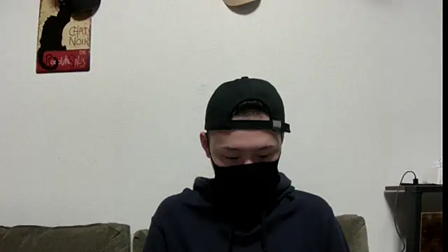 Snapshot of tuki_fu chatting on January 5, 11:48 am tuki fu online show from January 5, 11:48 am