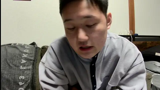 Snapshot of tuki_fu chatting on February 4, 1:16 pm tuki fu online show from February 4, 1:16 pm