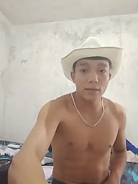 Snapshot of tayson_ chatting on June 12, 3:11 pm tayson online show from June 12, 3:11 pm