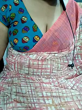 Snapshot of Yours_Radika chatting on March 2, 4:53 pm Yours Radika online show from March 2, 4:53 pm