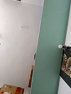 Snapshot of Yours_Radika chatting on March 3, 2:15 pm Yours Radika online show from March 3, 2:15 pm