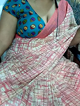 Snapshot of Yours_Radika chatting on March 11, 7:47 pm Yours Radika online show from March 11, 7:47 pm