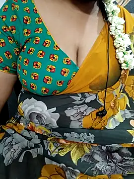 Snapshot of Yours_Radika chatting on March 14, 4:09 pm Yours Radika online show from March 14, 4:09 pm