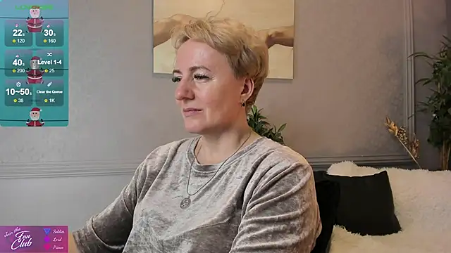 Snapshot of Nika_Smit chatting on December 25, 12:15 pm Nika Smit online show from December 25, 12:15 pm