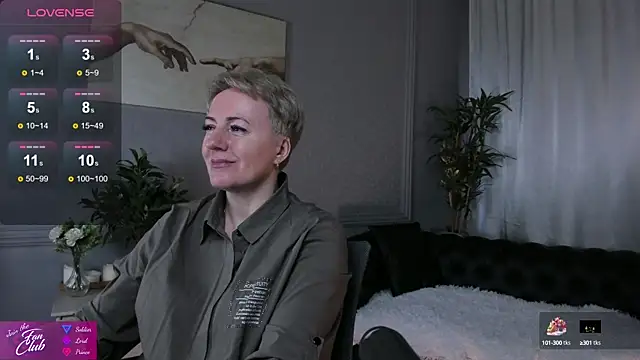 Snapshot of Nika_Smit chatting on February 21, 9:45 am Nika Smit online show from February 21, 9:45 am