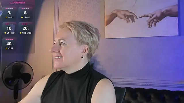 Snapshot of Nika_Smit chatting on November 28, 9:34 am Nika Smit online show from November 28, 9:34 am