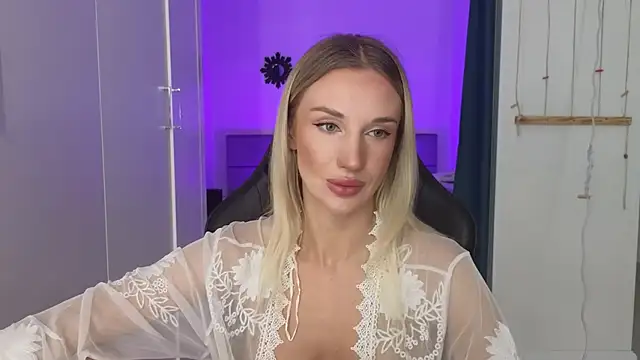 Megan Kira online show from July 10, 4:39 am