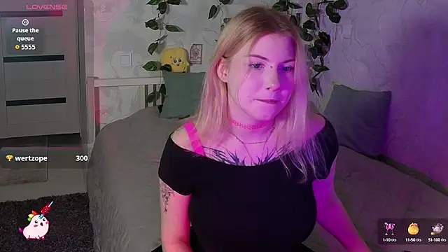 HellenHornny online show from October 3, 11:07 am