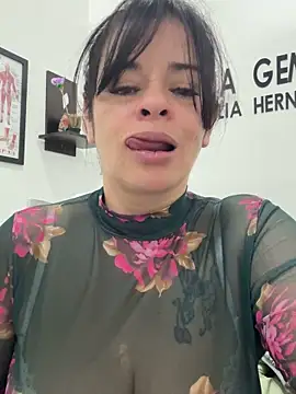 Snapshot of NATHALIA-28_ chatting on June 7, 1:37 pm NATHALIA-28 online show from June 7, 1:37 pm
