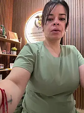 Snapshot of NATHALIA-28_ chatting on July 17, 12:12 pm NATHALIA-28 online show from July 17, 12:12 pm