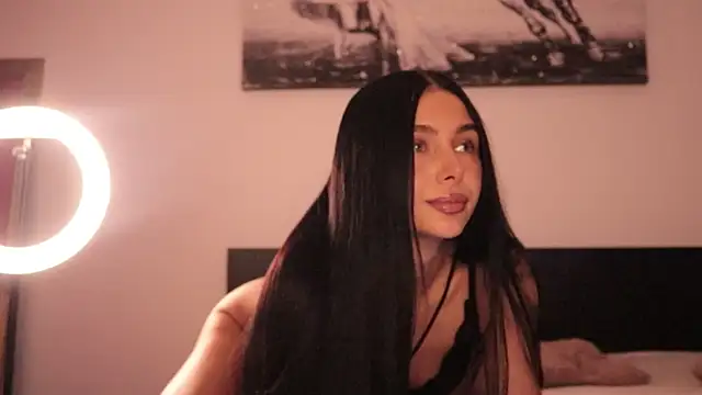 Snapshot of IvyKaelani chatting on October 24, 2:02 pm IvyKaelani online show from October 24, 2:02 pm