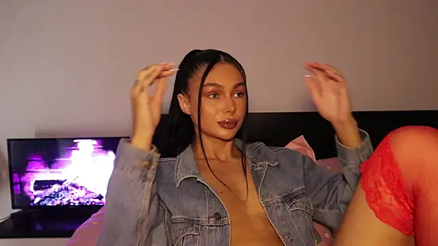 IvyKaelani online show from February 28, 1:01 pm