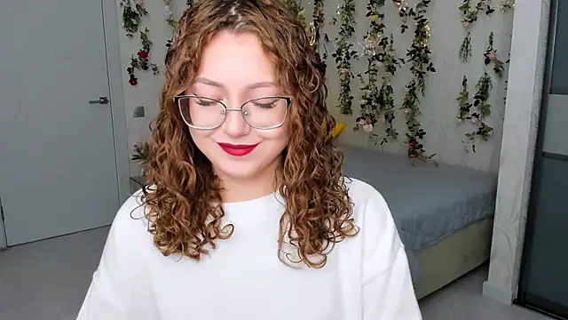 SereneFlame online show from October 14, 4:08 pm