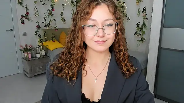 SereneFlame online show from October 19, 4:07 pm