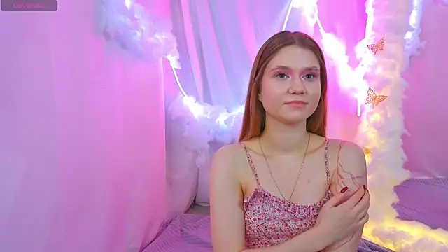 Snapshot of AlisiaSpinnet_ chatting on November 6, 3:57 pm AlisiaSpinnet online show from November 6, 3:57 pm