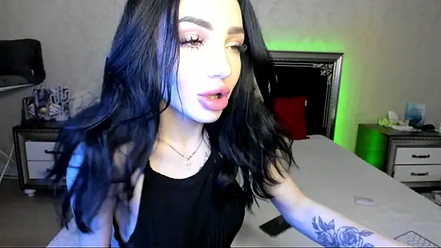 NancyLovee  online show from February 24, 3:53 pm