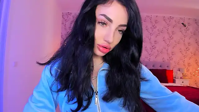 NancyLovee  online show from April 17, 11:57 am