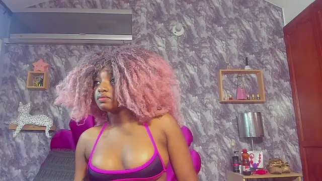 EMMAPARISS online show from November 30, 1:37 pm