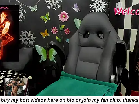 MikeRose94 online show from October 26, 5:08 pm